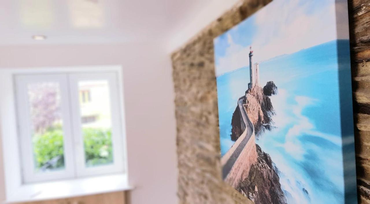 Le Vieux Moulin Gites - Detached Cottage With Garden Views And Pool Guégon 외부 사진