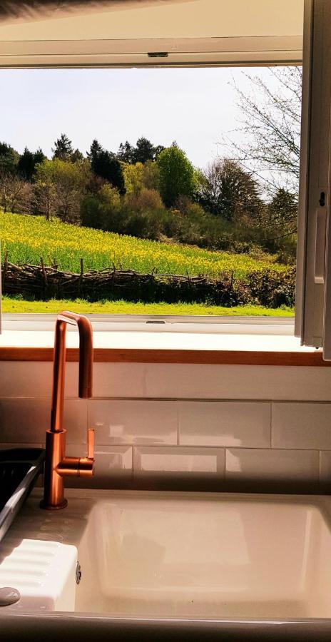Le Vieux Moulin Gites - Detached Cottage With Garden Views And Pool Guégon 외부 사진