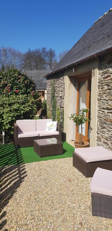 Le Vieux Moulin Gites - Detached Cottage With Garden Views And Pool Guégon 외부 사진
