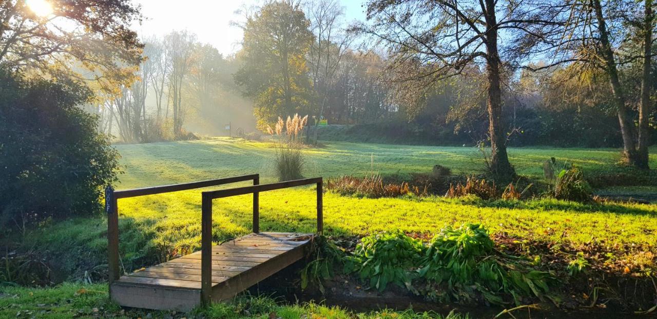 Le Vieux Moulin Gites - Detached Cottage With Garden Views And Pool Guégon 외부 사진