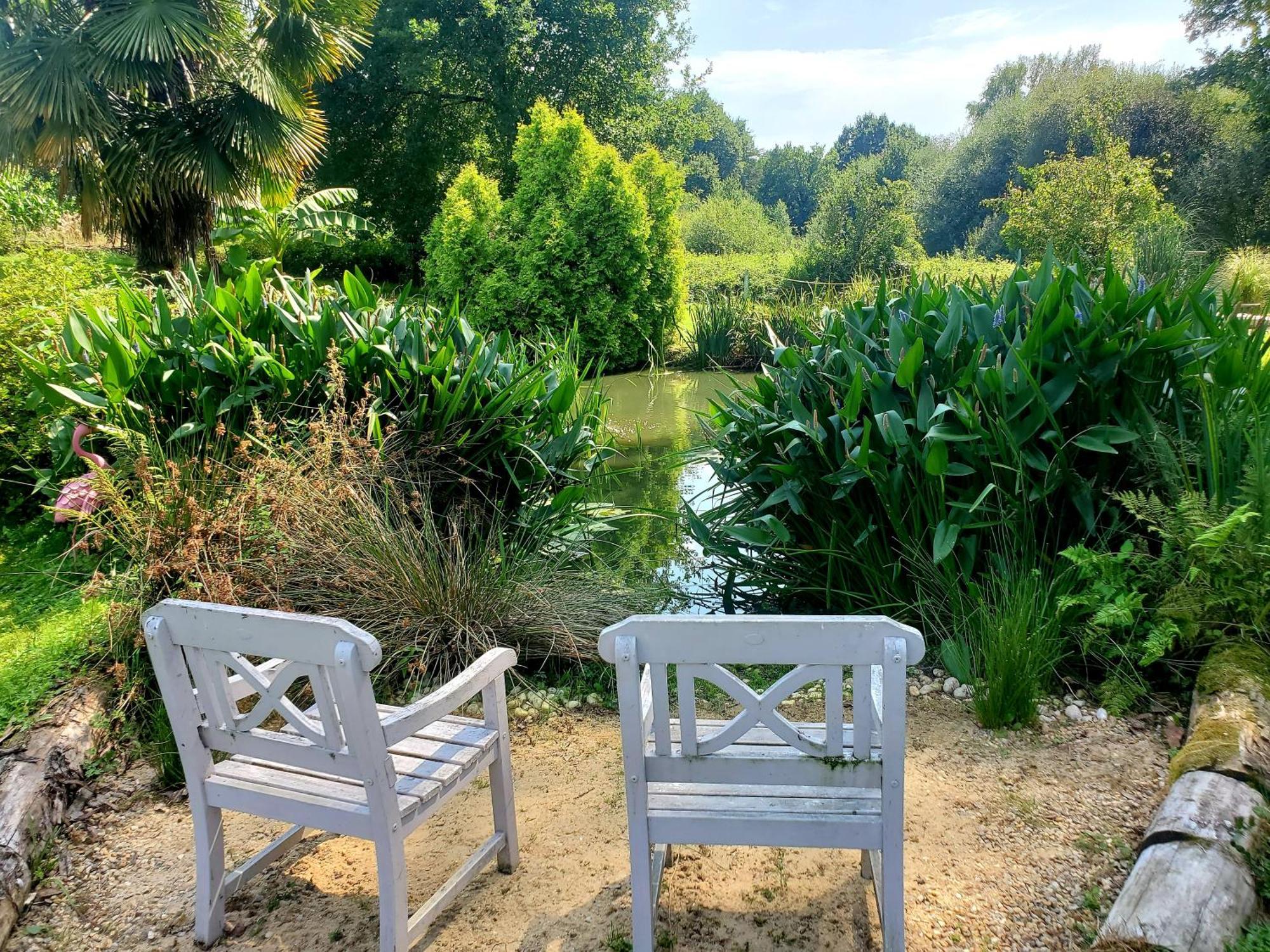 Le Vieux Moulin Gites - Detached Cottage With Garden Views And Pool Guégon 외부 사진