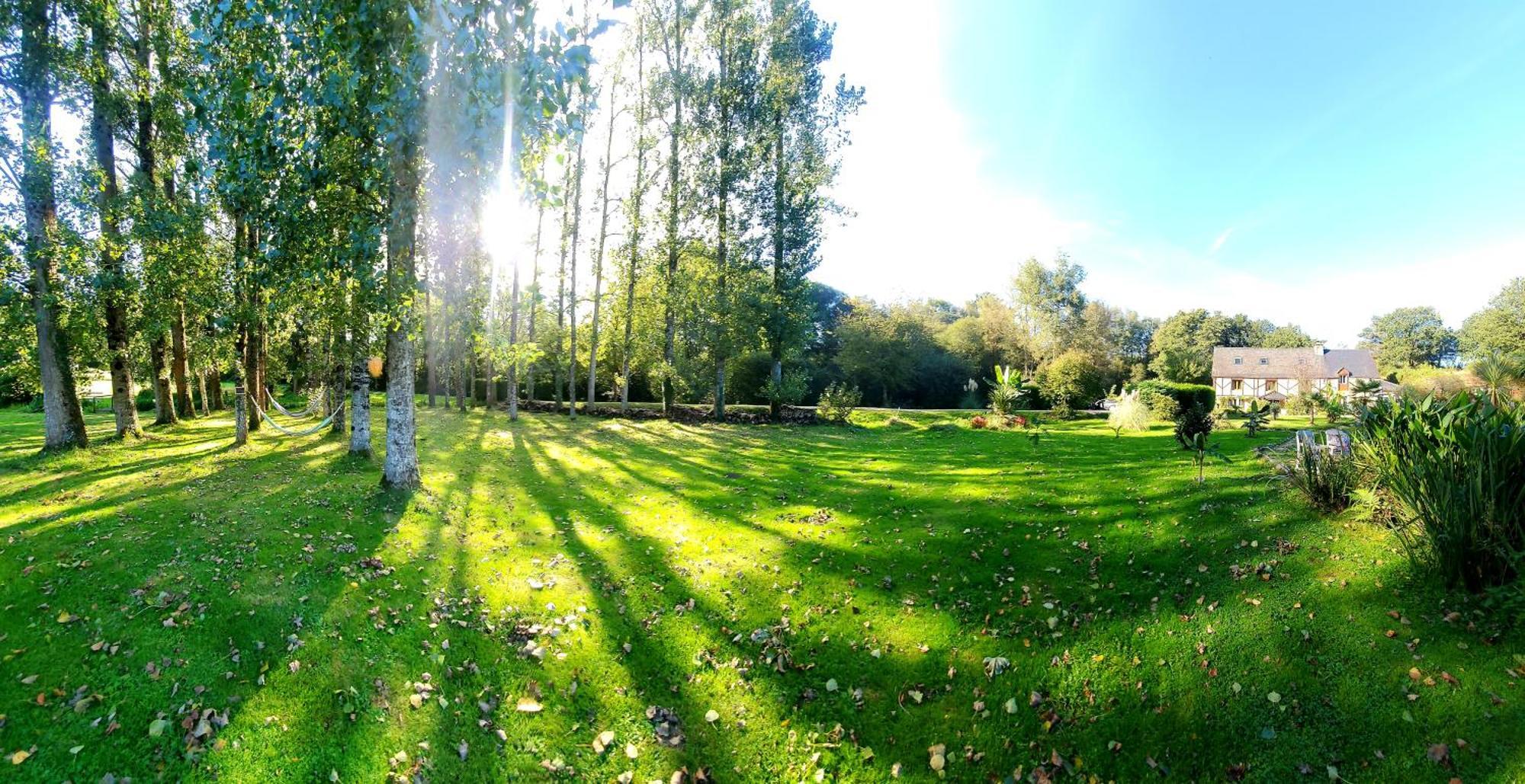 Le Vieux Moulin Gites - Detached Cottage With Garden Views And Pool Guégon 외부 사진